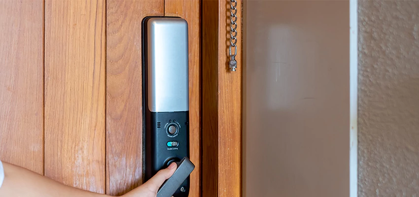 Home Security Electronic Locks Upgrades in Sunnyslope, CA